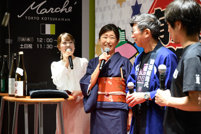 山内さん、熊谷さん、酒蔵の方々が日本酒の魅力を熱く語ります